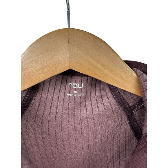 Nau Womens Wool Blend Half Zip Base Layer Top Brown Rose Womens XS - Picture 2 of 9
